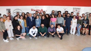 Radyo A yeni programlarıyla dinleyicileriyle buluşuyor