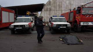 Rusya ateşkes öncesi itfaiye istasyonunu vurdu: 1 ölü