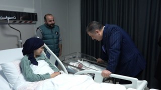 Sağlık Bakanı Koca yeni yılı 5 ayrı hastanede karşıladı