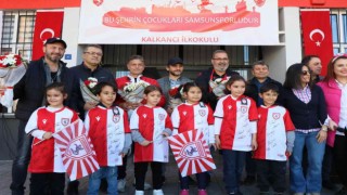 Samsunspor efsaneleri minik taraftarlarla buluştu