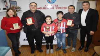 Satranç şampiyonları belli oldu
