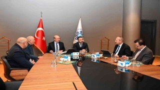 Selçukluda mahalle muhtarlarıyla istişareler devam ediyor