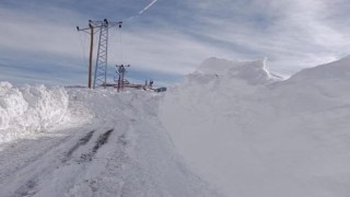 Şemdinlide 9 yerleşim yerinin yolu ulaşıma kapandı