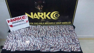 Sentetik hap taşıyan torbacıları Ödemiş polisi yakaladı