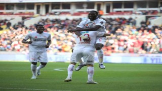 Sivassporda Mustapha Yatabare gollerine devam ediyor