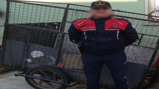 Sökede hırsızlık şüphelisi çaldığı eşya ile birlikte yakalandı