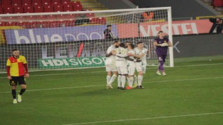 Spor Toto 1. Lig: Göztepe: 0 - Sakaryaspor: 1