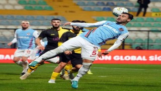 Spor Toto Süper Lig: İstanbulspor: 0 - Gaziantep FK: 1 (İlk yarı)