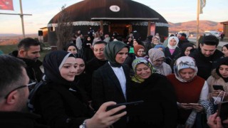 Sümeyye Erdoğan Bayraktar Çorumda gençlerle buluştu