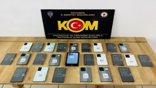 Şüpheli şahsın üzerinden kaçak telefonlar ele geçirildi