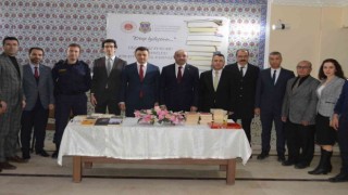 Tavşanlı Adliyesinde kitap bağış stantı