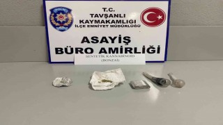 Tavşanlıda 2.43 gram bonzai ele geçirildi