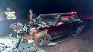 Taziyeden dönerken kazaya karıştılar: 1 ölü, 1 yaralı