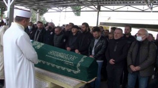 Tekirdağda erkek arkadaşı tarafından öldürülen Aysun Ahnasın cenazesi İstanbulda kaldırıldı