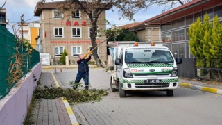 Temiz ve Güzel bir Biga için ekipler aralıksız çalışıyor