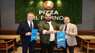Tepebaşında 13 işletme daha mavi bayrak almaya hak kazandı