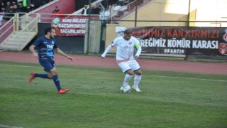 TFF 2. Lig: GMG Kastamonuspor: 4 - Sarıyer: 1