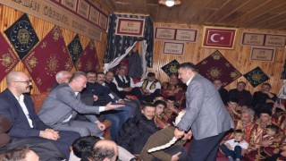 Tosya Yarenleri 2023 yılı ilk ocağını Kastamonu ilçe belediye başkanlarına yaktı