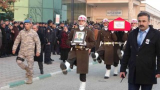 Trafik kazasında şehit olan Astsubay Harun Uğur son yolculuğuna uğurlandı