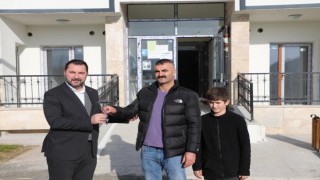 Turhalda TOKİ evleri sahipleriyle buluşuyor