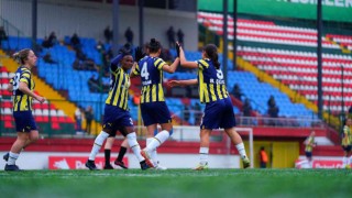Turkcell Kadın Futbol Süper Ligi: Fenerbahçe: 18 - Kireçburnu: 0