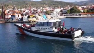 Türkiye denizlerinde 2022 yılında 49 bin 518 düzensiz göçmen kurtarıldı