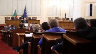 Türkiye ve Bulgaristandan mülteci kaçakçılarına karşı eş zamanlı operasyon