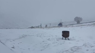 Uludağda kar yağışı başladı