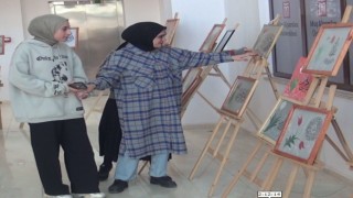 Üniversite öğrencilerinin ebru ve hat sanatı eserleri büyük beğeni topladı