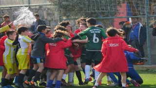 Urla Belediyespor şampiyonluk sevinci yaşadı