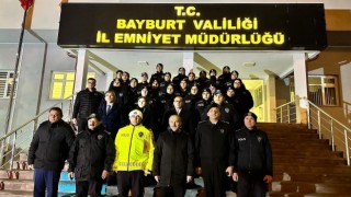 Vali Epcim yeni yıl akşamı görev yapan personelleri ziyaret etti