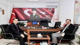Vali Kızılkayadan İl Müdürlüğüne atanan Türkoğlu ile bir araya geldi