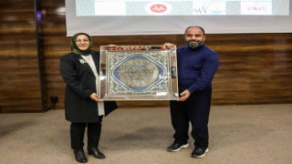Van Büyükşehir Belediyesinden Aile Okulu Başlıyor konferansı