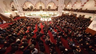 Vanda Kuran sedası yankılandı