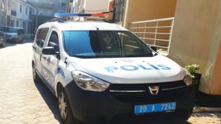Vinçle kamyonu çalmaya çalıştılar, araç sahibi fark edince kaçtılar