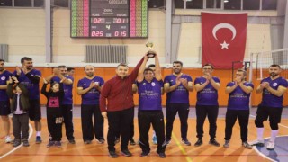 Voleybol turnuvasının kazananı belli oldu