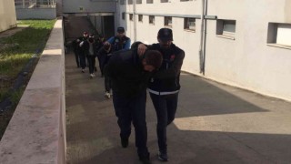 Yakalanan 6 torbacıdan 4ü tutuklandı