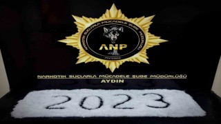 Yarış motosikleti ile uyuşturucu sevkiyatı narkotik polisine takıldı