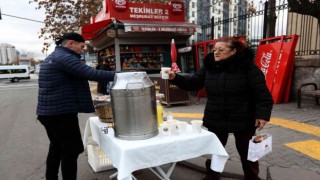 Yenimahalle Belediyesinden vatandaşa çorba ikramı