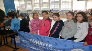 Yetenek taraması için spor malzemeleri dağıtılacak