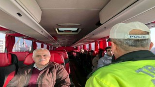 Yolculara emniyet kemerinin önemi anlatıldı