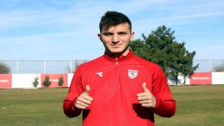 Yunus Emre Çift, gözüne Premier Ligi kestirdi