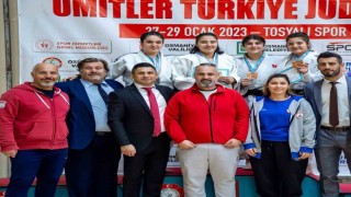Yunusemrenin ümitleri Osmaniyede Manisanın gururu oldu