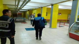 Zabıta ekipleri belge ve ürün denetimi yapıldı