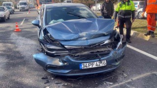 Zincirleme trafik kazasında 4 kişi yaralandı