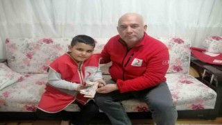 10 yaşındaki İbrahim, kumbarasındaki harçlığını depremzedelere bağışladı