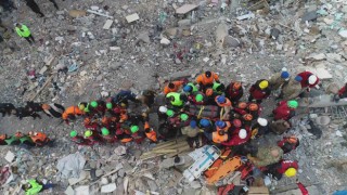 107. saatte sevincin adresi Arzu Apartmanı