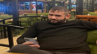 19 yaşındaki genç ablasını ve erkek arkadaşını öldürüp kendini ihbar etti