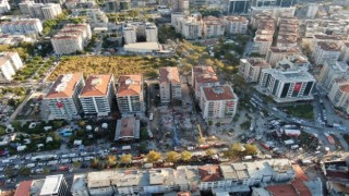 36 kişiye mezar olan apartman davasında belediye görevlileri hakim karşısında