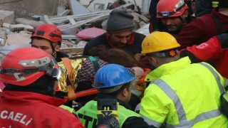 63 yaşındaki Hafsa teyzenin ilk isteği ‘su oldu, ardından çocukları ile görüntülü görüştürüldü